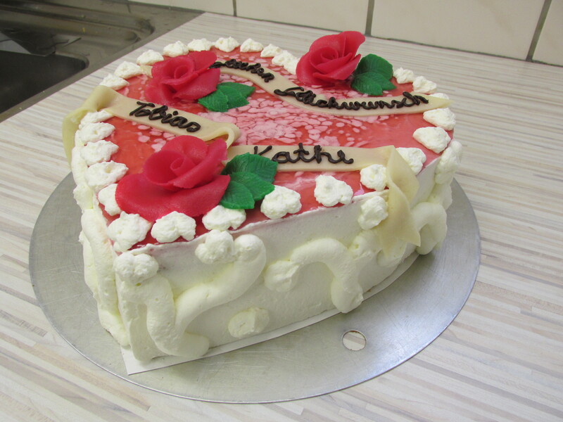 Handgemachte Torten und Kuchen aus der Konditorei Schreiner Ansbach